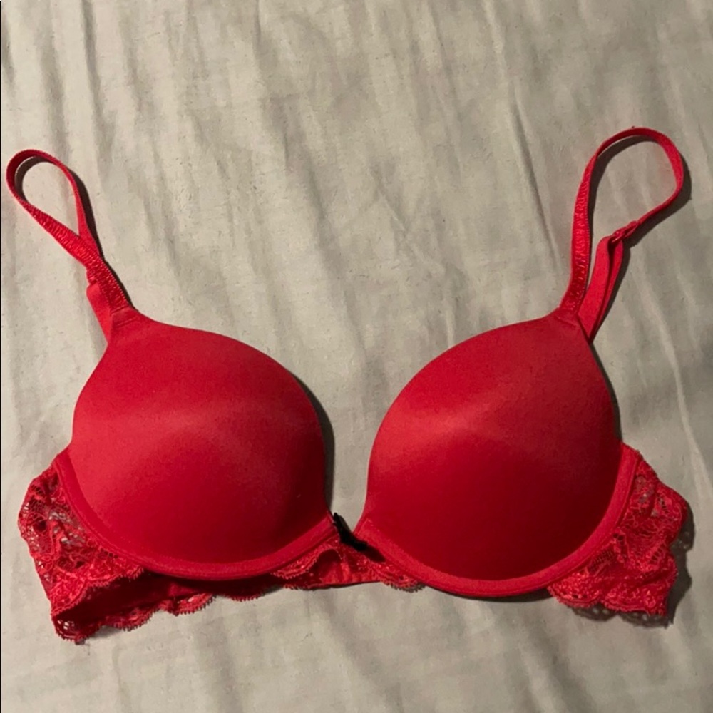 💰SALE!💰 Victoria’s Secret PINK push-up bra